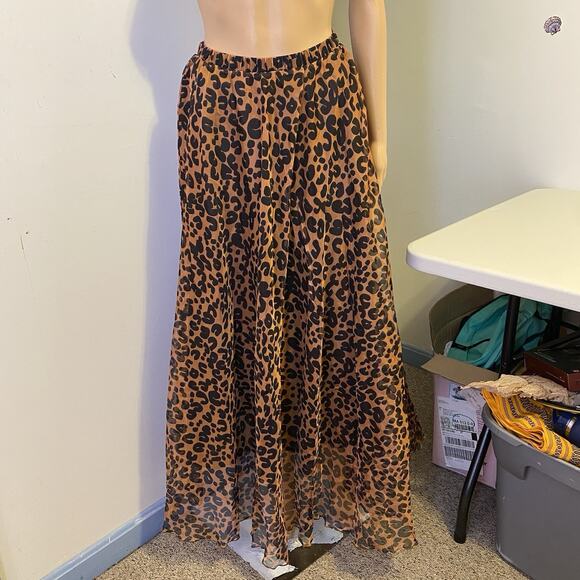 L'VOW Women's M Leopard Print Boho Maxi Skirt Flowy Animal Print Long 100% Silk - Picture 6 of 7